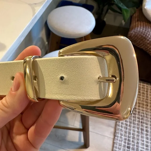 Ann Taylor Cream & Gold Chunky Leather Belt - Picture 4 of 5